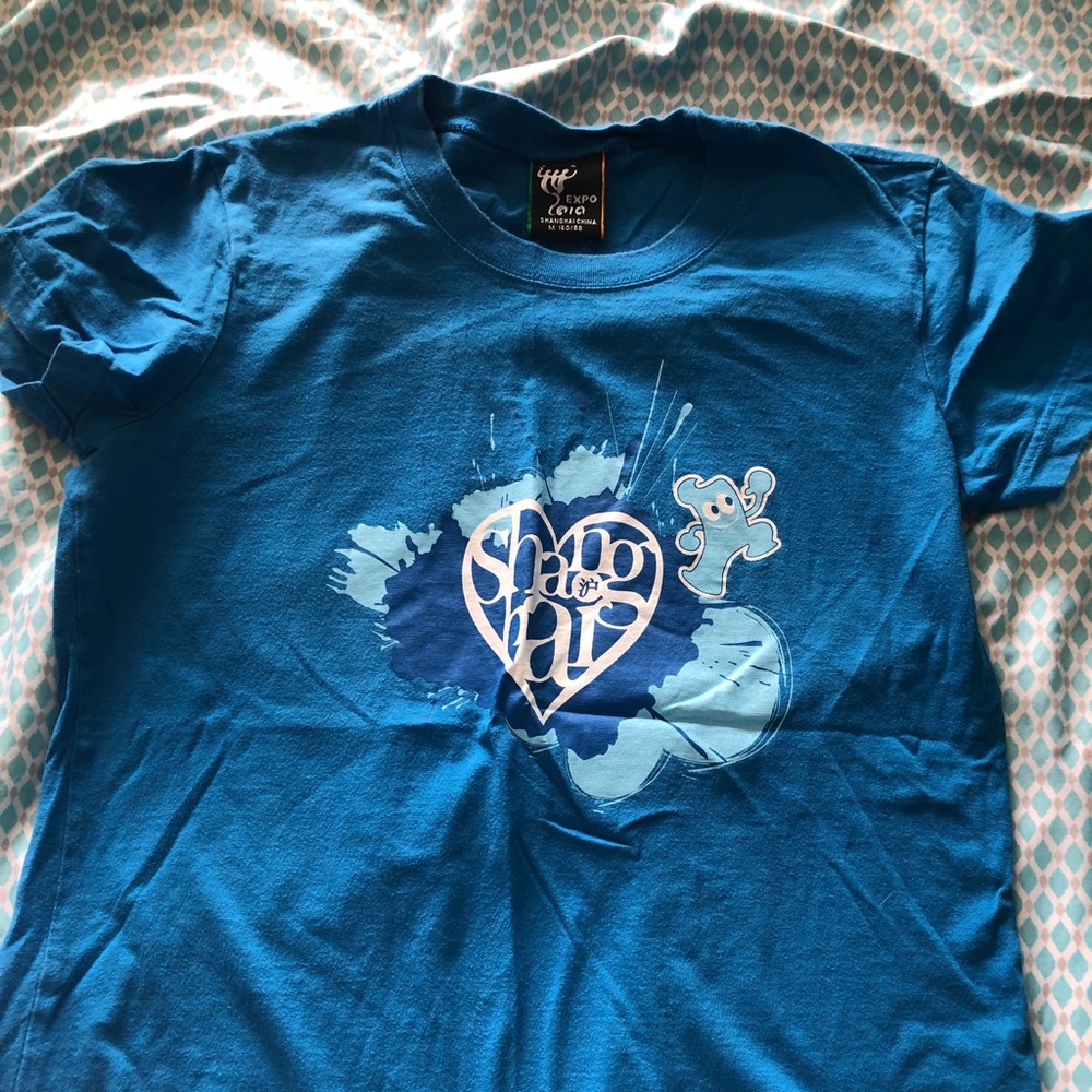 Tee shirt